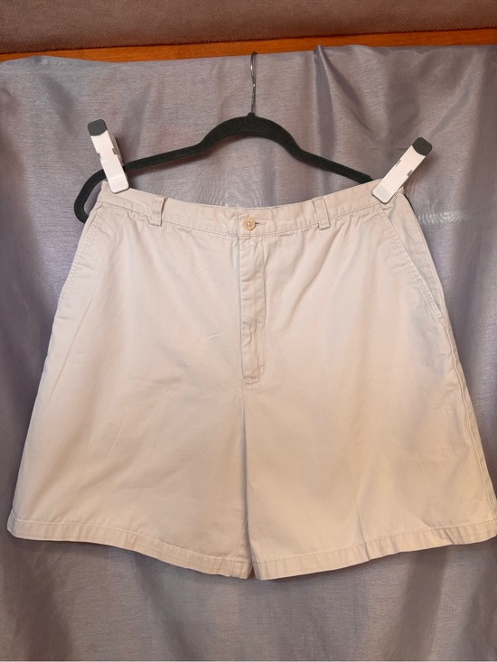 Eddie Bauer Pants - Eddie Bauer Women's Flat Front Shorts in Light Tan